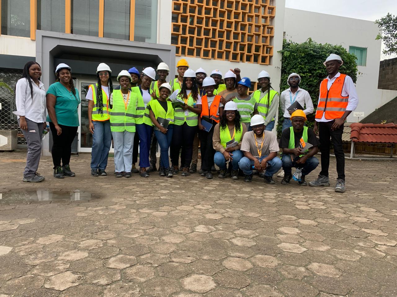 ESTUDANTES DE ENGENHARIA CIVIL REALIZAM VISITA T&Eacute;CNICA &Agrave; PROBET&Atilde;O